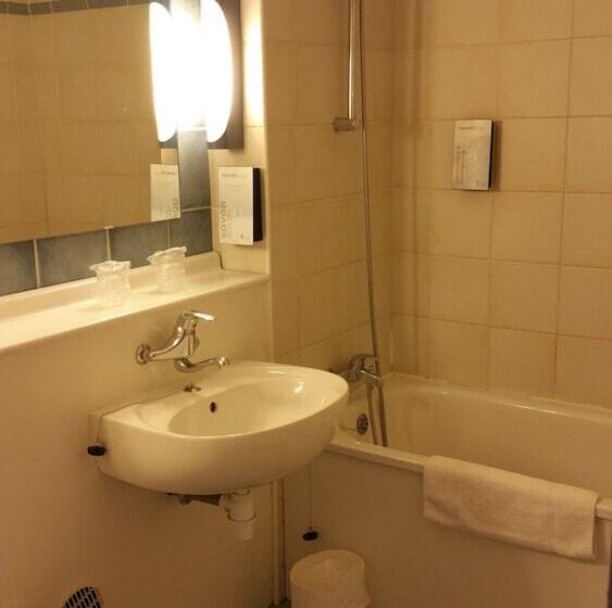 غرفة قياسية, Campanile Rodez