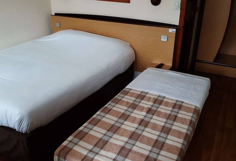 غرفة قياسية سرير مزدوج, Campanile Rodez