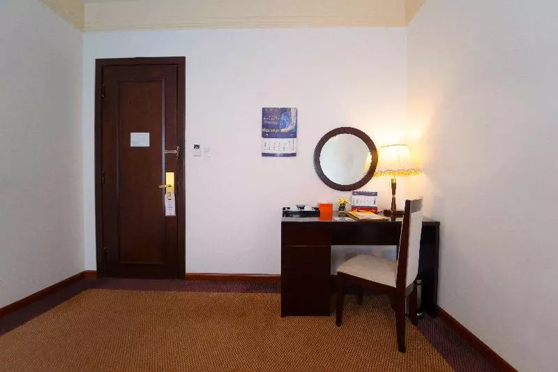 リバービュースイート, Century Riverside Hotel Hue