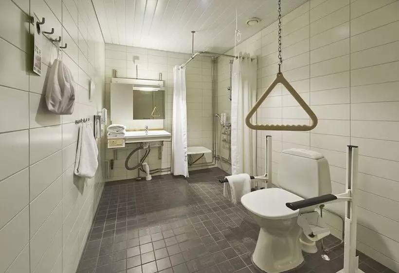 اتاق استاندارد برای معلولان, Holiday Inn Helsinki Vantaa Airport, An Ihg