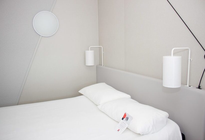 Номер Стандарт Двуспальная Кровать, Ibis Site Du Futuroscope