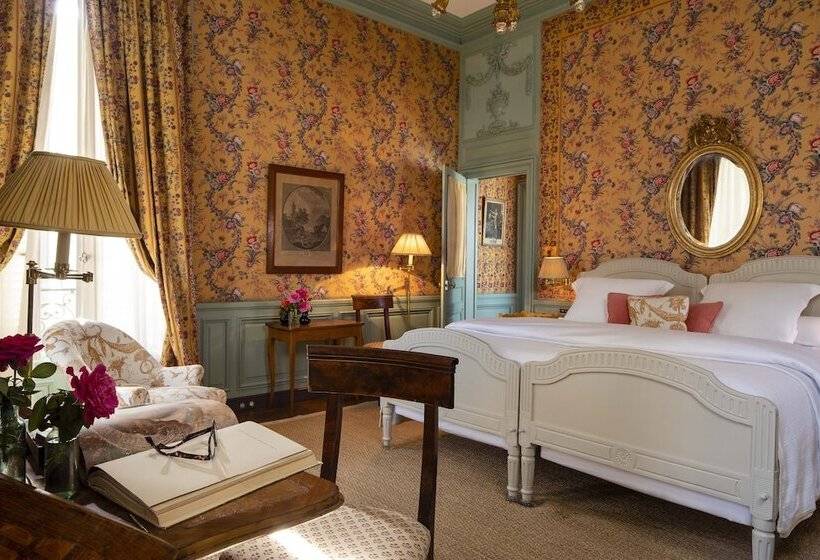 اتاق لوکس, La Mirande