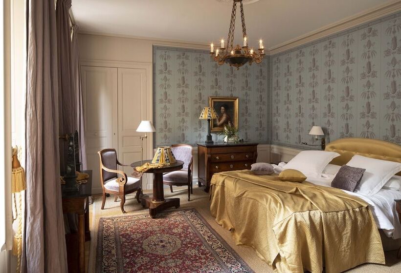 اتاق لوکس, La Mirande