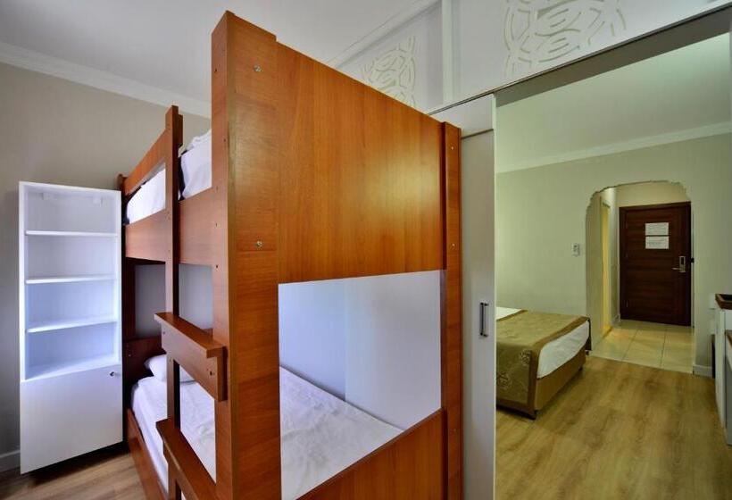 Семейный Номер с Койками, Linda Resort