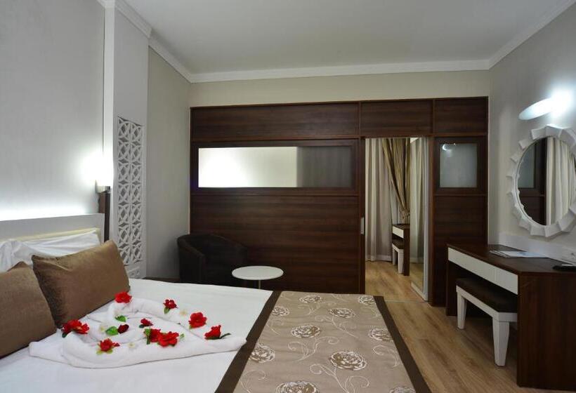 Семейный Номер, Linda Resort