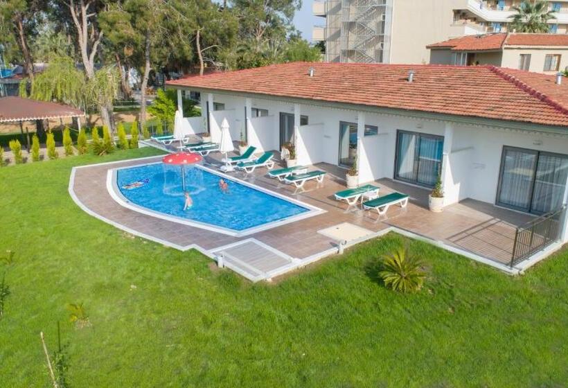 Семейный Номер Вид на Сад, Linda Resort