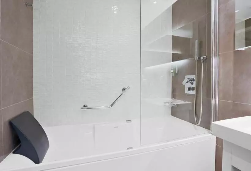 سوئیت با تخت بزرگ, Mercure Paris Vaugirard Porte De Versailles