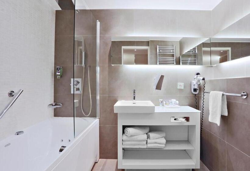 سوئیت با تخت بزرگ, Mercure Paris Vaugirard Porte De Versailles