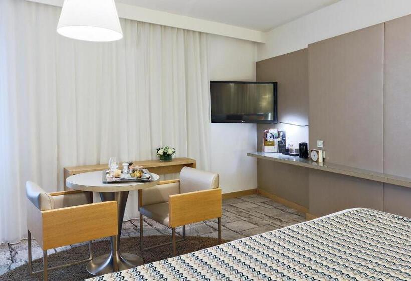 سوئیت با تخت بزرگ, Mercure Paris Vaugirard Porte De Versailles