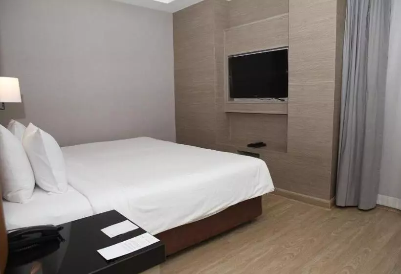 اتاق لوکس, Ramada By Wyndham Bangkok Sukhumvit 11