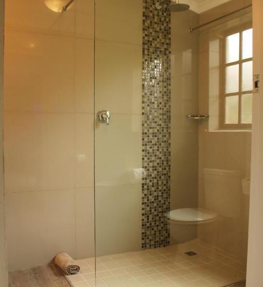 اتاق لوکس خانوادگی, The Wilderness