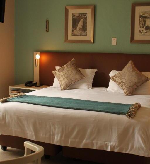 اتاق کلاسیک با تخت دونفره, The Wilderness