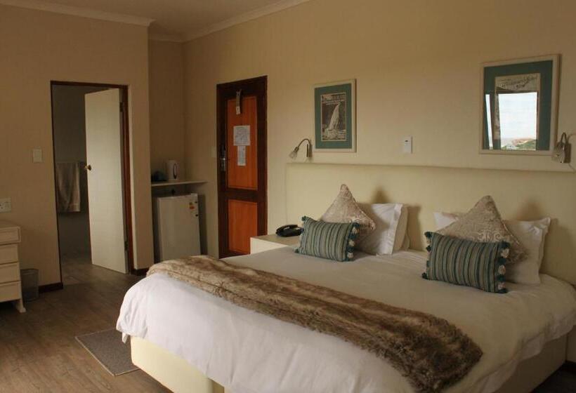 اتاق لوکس, The Wilderness