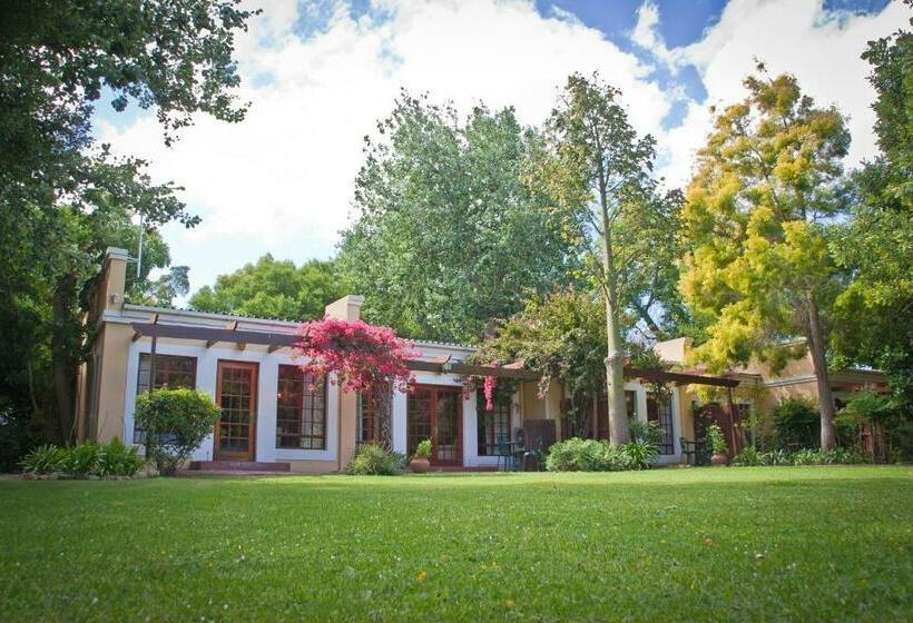 이그제큐티브 스위트, Willowbrook Country House