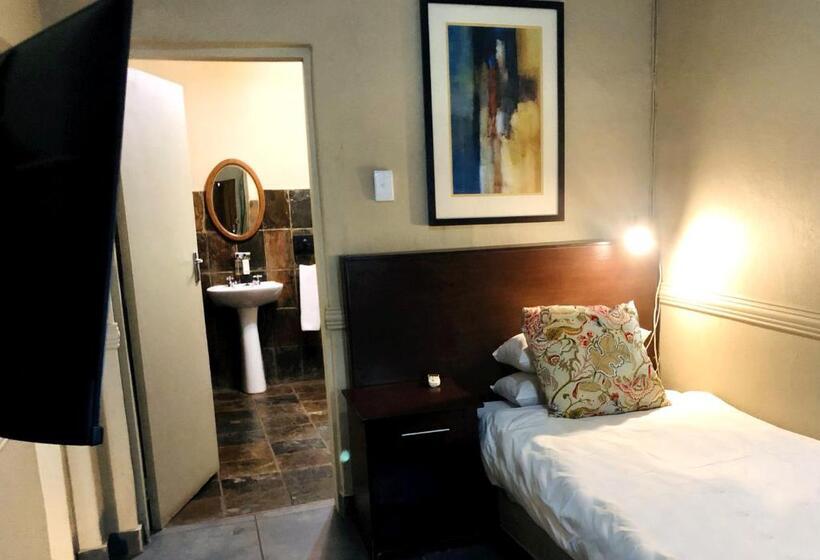 ファミリールーム, Shangri La Country Hotel & Spa