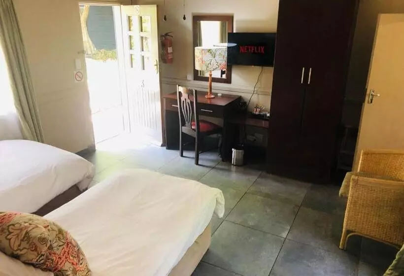 ファミリールーム, Shangri La Country Hotel & Spa