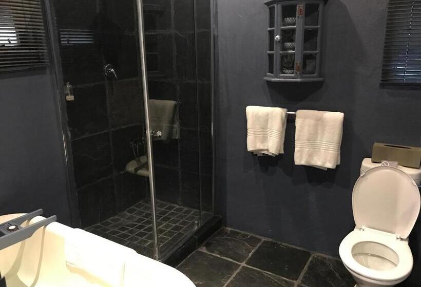 スタンダードルーム, Shangri La Country Hotel & Spa