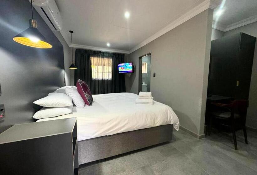 スタンダードルーム, Shangri La Country Hotel & Spa