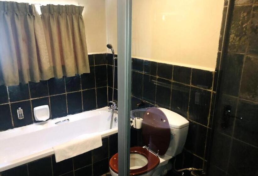 エクゼクティブルーム, Shangri La Country Hotel & Spa