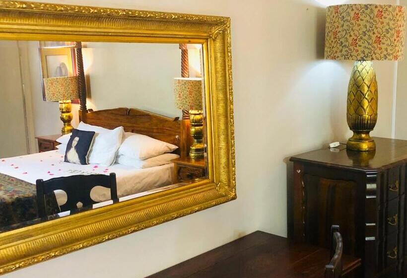 エクゼクティブルーム, Shangri La Country Hotel & Spa