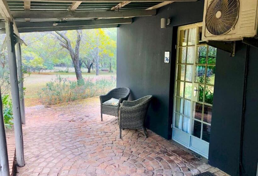 エクゼクティブルーム, Shangri La Country Hotel & Spa