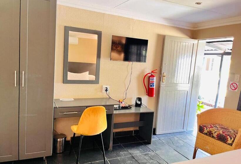 ベーシックルーム, Shangri La Country Hotel & Spa