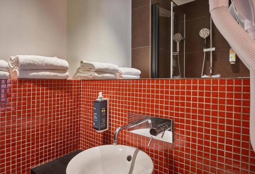 스탠다드 룸, Greet Boulogne Billancourt Paris