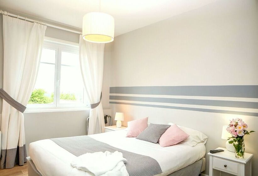 חדר קלאסי, Hôtel Laminak, The Originals Relais