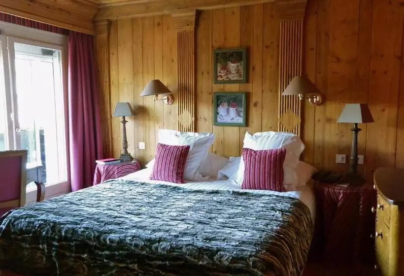 クラブルーム, Mont Blanc Megeve