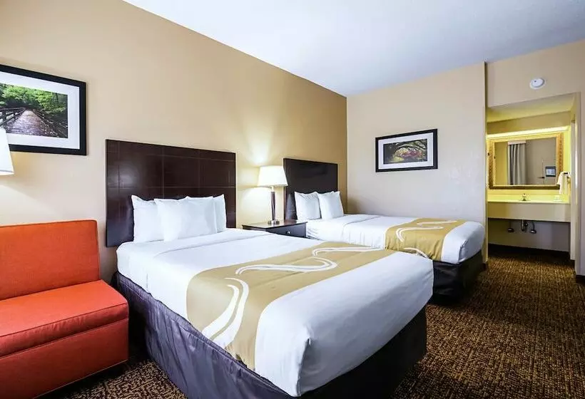2ダブルベッドのスタンダードルーム, Quality Inn & Suites