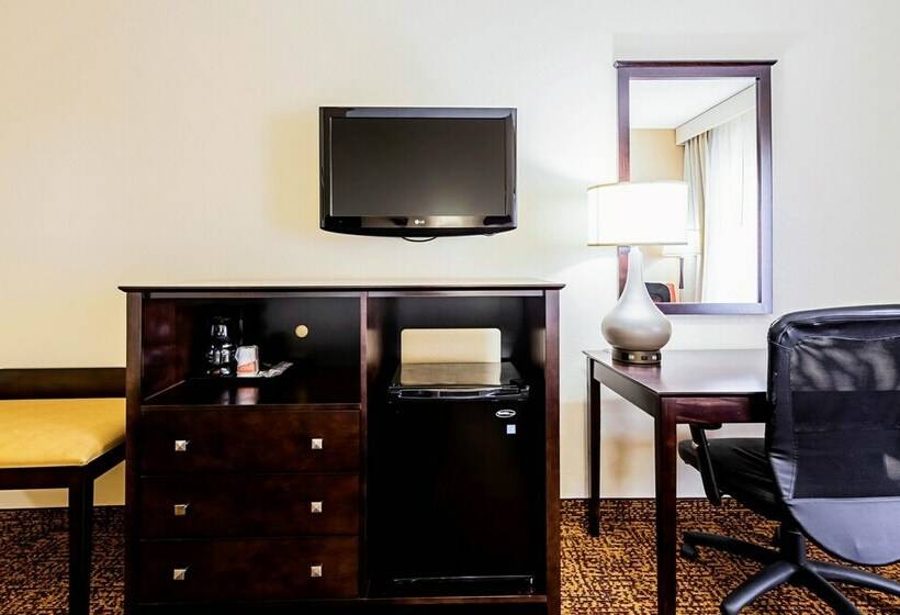 ２ダブルベッドのスタンダードルーム, Quality Inn & Suites