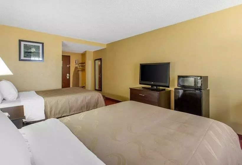 ２ダブルベッドのスタンダードルーム, Quality Inn Williamston