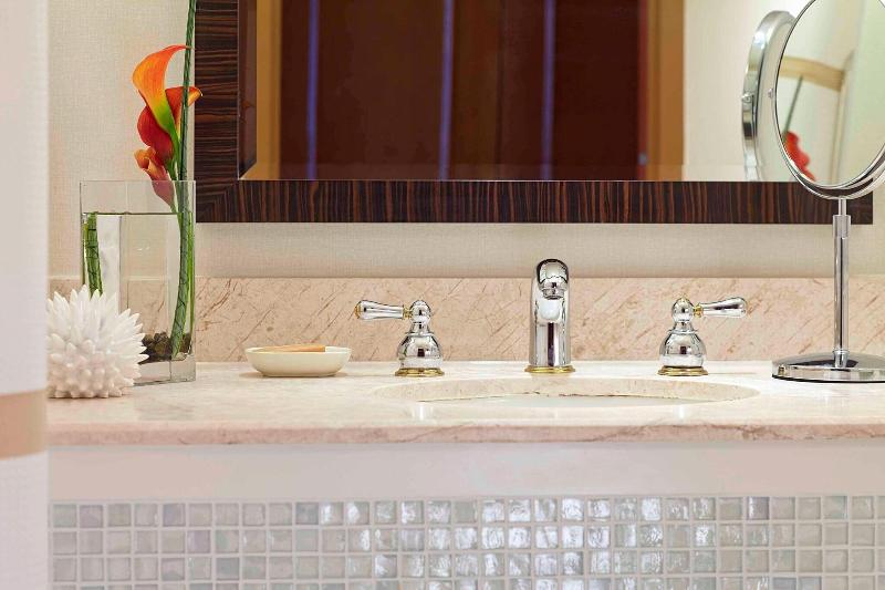 غرفة قياسية سرير كينج, Renaissance Concourse Atlanta Airport