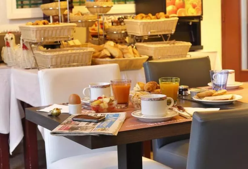 バルコニー付きスタンダードルーム, Logis Hotel Arc En Ciel