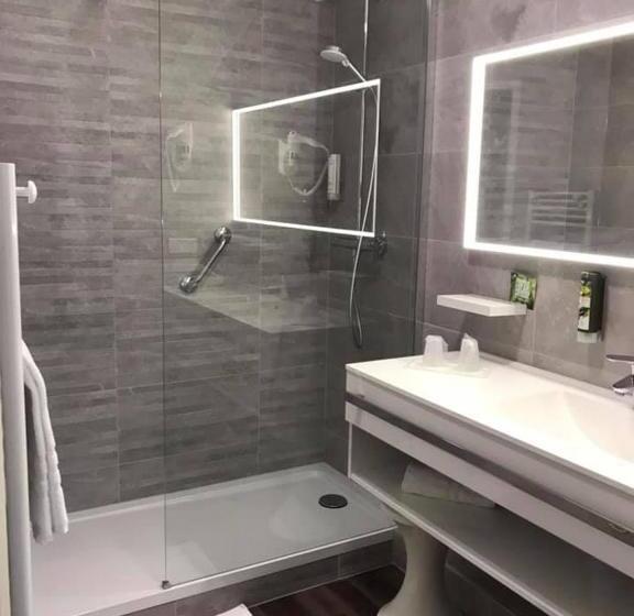 标准三人间, Logis Hotel Arc En Ciel