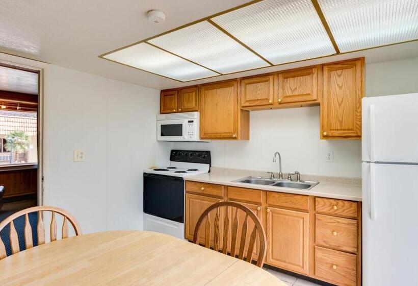 סוויטה משפחתית, Zion Park Motel