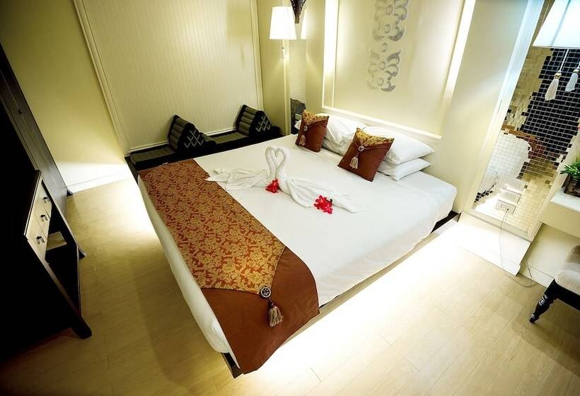 סוויטה, Chiangmai Gate