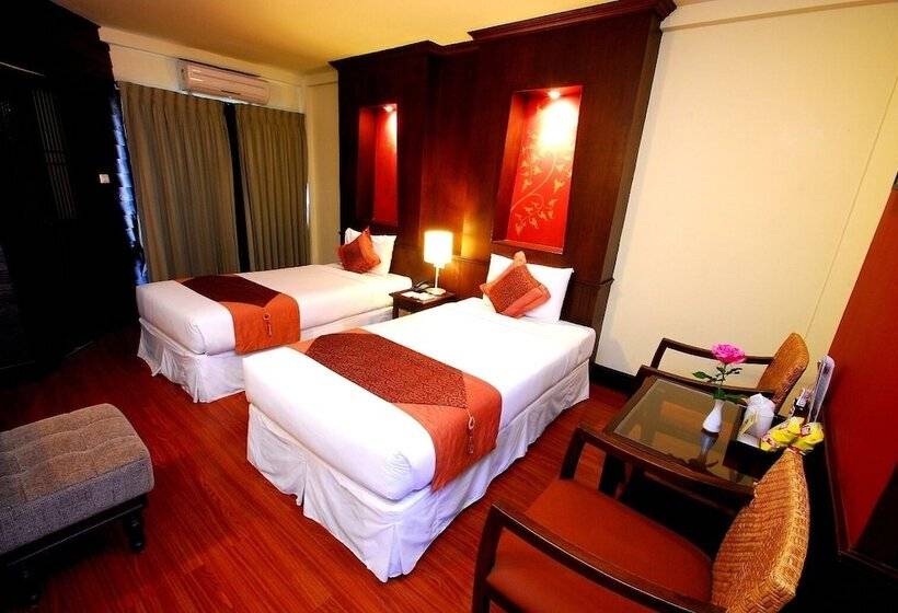 חדר דלוקס, Chiangmai Gate