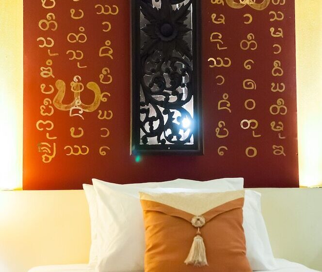 חדר דלוקס, Chiangmai Gate