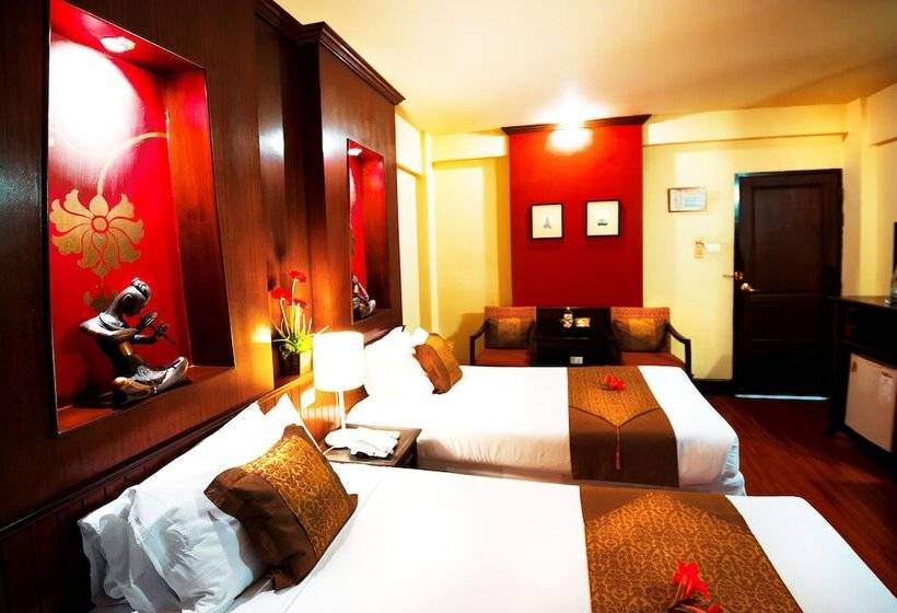 חדר דלוקס, Chiangmai Gate