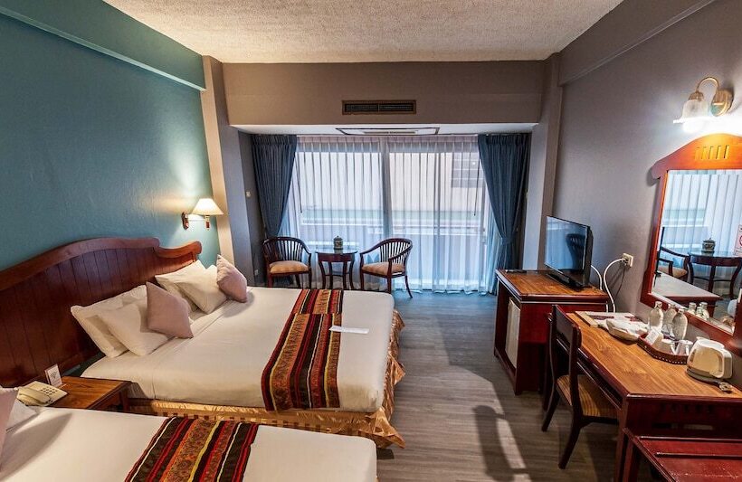 חדר דלוקס, Chiangmai Gate