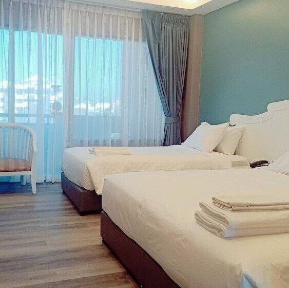 חדר דלוקס, Chiangmai Gate