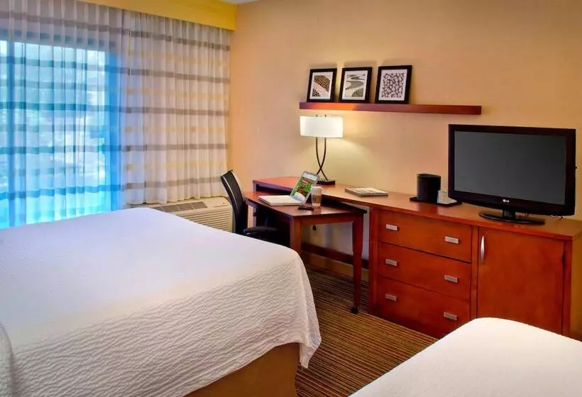 ２ダブルベッドのスタンダードルーム, Courtyard By Marriott Mt. Laurel