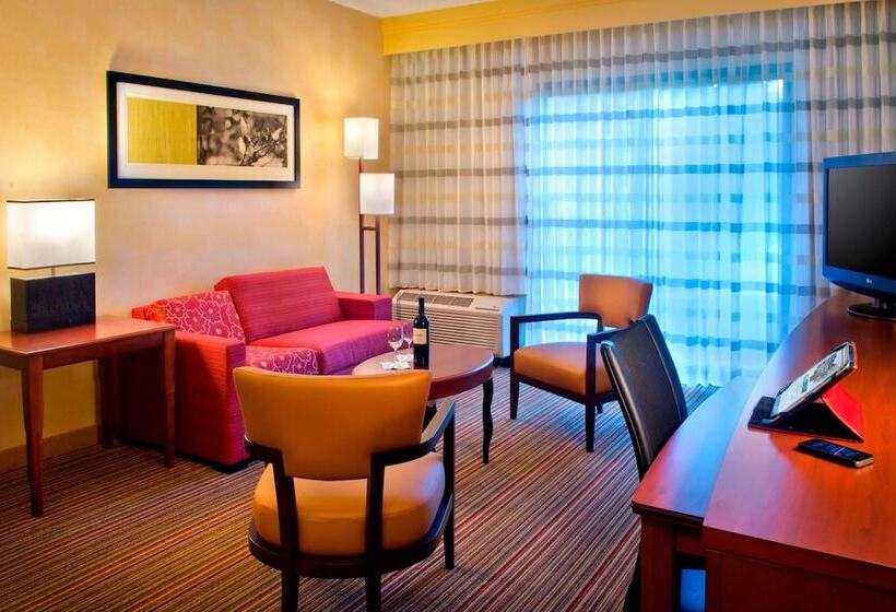스위트, Courtyard By Marriott Mt. Laurel