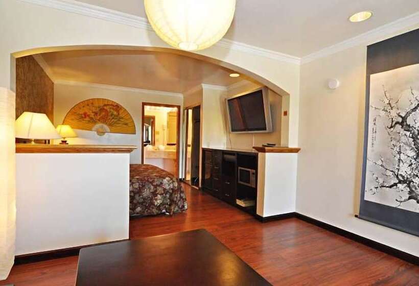 Номер Deluxe, Executive Inn Morgan Hill