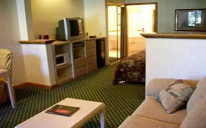 اتاق لوکس با تخت بزرگ, Executive Inn Morgan Hill
