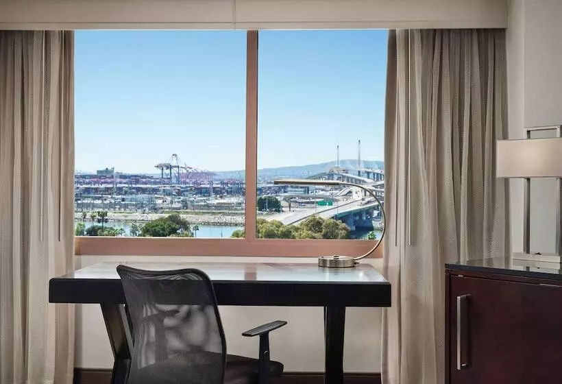 اتاق استاندارد با تخت دوبل, Hilton Long Beach