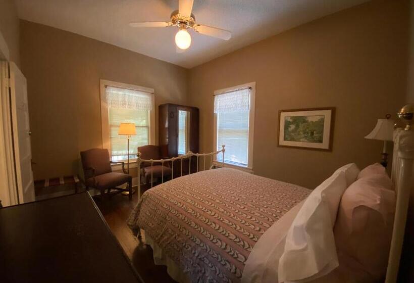 חדר סטנדרט נוף לגינה, Inn On The River