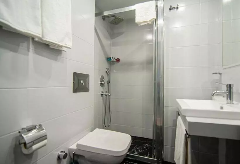 اتاق استاندارد سه نفره, Lapis Inn Hotel & Spa