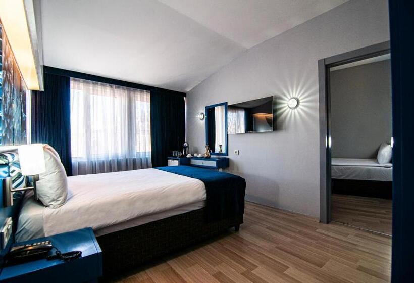 اتاق خانوادگی, Lapis Inn Hotel & Spa